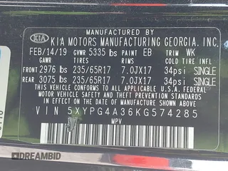 2019 Kia Sorento L with VIN 5XYPG4A36KG574285, listed as a IAAI auction lot 41647367 with 74,808 mi miles. Bid and sale history available at carsss.com. Image 9.