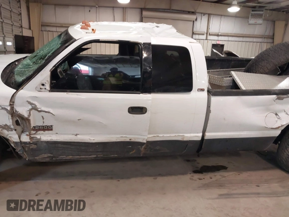 2001 Dodge Ram 2500 with VIN 1B7KF23631J609940, listed as a IAAI auction lot 41502861 with 1 mi miles. Bid and sale history available at carsss.com. Image 13.