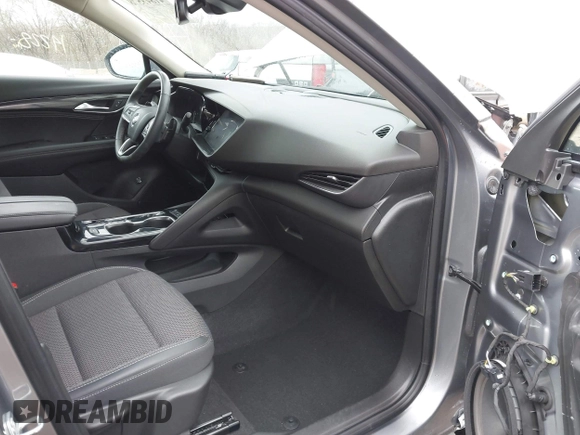 2022 Buick Envision Preferred with VIN LRBAZLR4XND125572, listed as a IAAI auction lot 41843528 with 14,228 mi miles. Bid and sale history available at carsss.com. Image 5.
