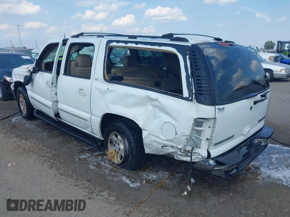 2004 Chevrolet Suburban LT with VIN 1GNEC16Z94J104406, listed as a IAAI auction lot 40114761 with 243,468 mi miles. Bid and sale history available at carsss.com. Image 3.