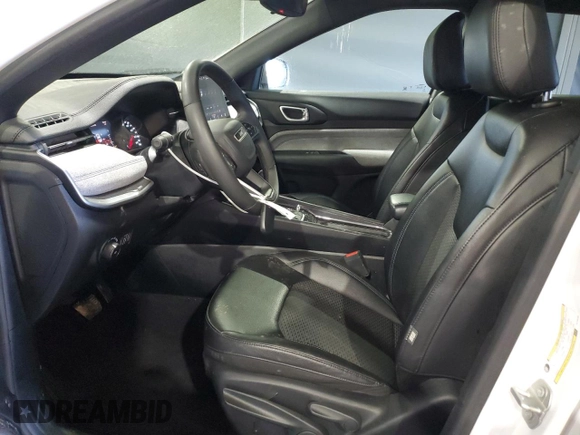 2024 Jeep Compass Latitude с VIN 3C4NJDBN0RT109769, выставлен на аукционе Copart как лот 64355875 с пробегом 42 980 миль миль и Чистый • Clean title. История ставок и продаж доступна на DreamBid. Изображение 7.