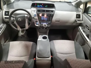 2015 Toyota Prius Two with VIN JTDZN3EU0FJ026767, listed as a Copart auction lot 54426645 with 184,771 mi miles and Clean Title. Bid and sale history available at DreamBid. Image 8.