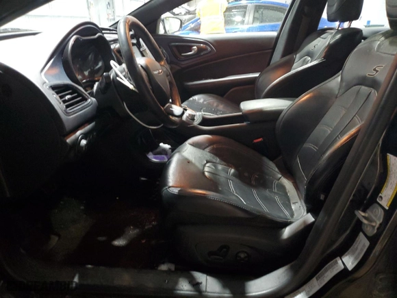 2015 Chrysler 200 S with VIN 1C3CCCDG8FN686804, listed as a Copart auction lot 44973945 with 124,563 mi miles and Salvage Title. Bid and sale history available at carsss.com. Image 7.