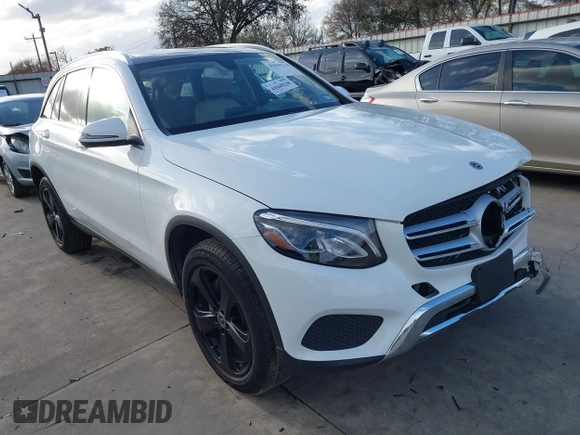 2019 Mercedes-Benz GLC 300 z VIN WDC0G4KB0KV154015, wystawiony jako IAAI lot #41049218 z przebiegiem 38 473 mil mil oraz . Historia ofert i sprzedaży dostępna na DreamBid. Obrazek 1.