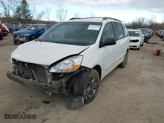 2004 Toyota Sienna LE with VIN 5TDBA23C14S022101, listed as a IAAI auction lot 41879798 with 99,964 mi miles. Bid and sale history available at carsss.com. Image 18.