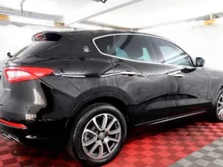 2019 Maserati Levante с VIN ZN661XUA0KX310421, выставлен на аукционе Copart как лот 44649605 с пробегом 4 917 миль миль и Чистый • Clean title. История ставок и продаж доступна на DreamBid. Изображение 4.