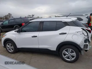 2020 Nissan Kicks S z VIN 3N1CP5BV4LL503488, wystawiony jako IAAI lot #41729610 z przebiegiem 81 592 mil mil oraz . Historia ofert i sprzedaży dostępna na DreamBid. Obrazek 15.