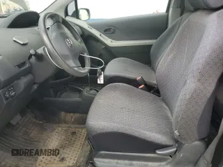 2010 Toyota Yaris с VIN JTDJT4K31A5286858, выставлен на аукционе Copart как лот 55107175 с пробегом 167 926 миль миль и Списание • Salvage title. История ставок и продаж доступна на DreamBid. Изображение 7.