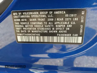 2017 Volkswagen Passat S z VIN 1VWAT7A30HC067492, wystawiony jako IAAI lot #41796538 z przebiegiem 43 926 mil mil oraz . Historia ofert i sprzedaży dostępna na DreamBid. Obrazek 9.