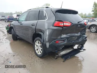 2016 Jeep Cherokee Latitude z VIN 1C4PJMCS3GW242644, wystawiony jako IAAI lot #42491524 z przebiegiem 77 784 mil mil oraz . Historia ofert i sprzedaży dostępna na DreamBid. Obrazek 3.