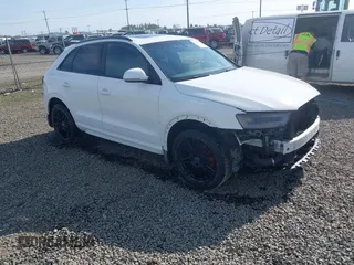 2018 Audi Q3 Premium Plus z VIN WA1JCCFS8JR007761, wystawiony jako IAAI lot #42064812 z przebiegiem 83 323 mil mil oraz . Historia ofert i sprzedaży dostępna na DreamBid. Obrazek 1.