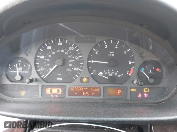 2005 BMW 3 Series 325i with VIN WBAAZ33405KP92833, listed as a IAAI auction lot 42734129 with 123,680 mi miles and . Bid and sale history available at DreamBid. Image 7.
