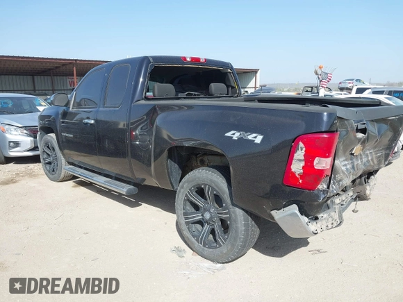 2013 Chevrolet Silverado 1500 LT with VIN 1GCRKSE77DZ267690, listed as a IAAI auction lot 41801357 with 70,964 mi miles and . Bid and sale history available at DreamBid. Image 3.