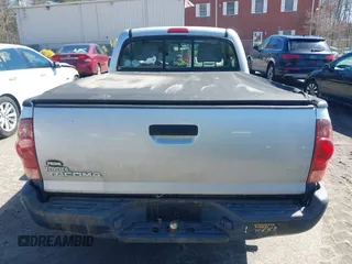 2008 Toyota Tacoma with VIN 5TENX22N48Z587692, listed as a IAAI auction lot 42004536 with 148,583 mi miles. Bid and sale history available at carsss.com. Image 8.