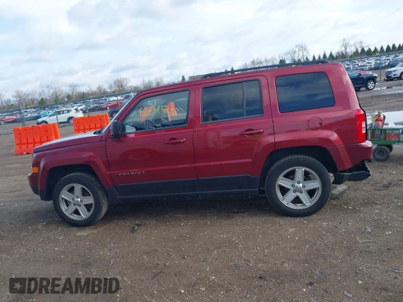 2014 Jeep Patriot Latitude with VIN 1C4NJRFB0ED628074, listed as a IAAI auction lot 41946451 with 92,118 mi miles and . Bid and sale history available at carsss.com. Image 14.