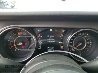 2021 Jeep Wrangler Unlimited Sport S z VIN 1C4HJXDN6MW608946, wystawiony jako Copart lot #62089045 z przebiegiem 33 305 mil mil oraz Szkoda całkowita • Salvage title. Historia ofert i sprzedaży dostępna na DreamBid. Obrazek 9.