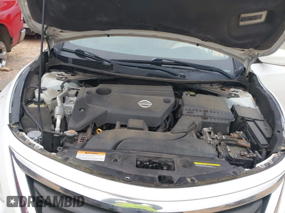 2013 Nissan Altima SV with VIN 1N4AL3AP8DN554166, listed as a IAAI auction lot 42008563 with 149,809 mi miles and . Bid and sale history available at carsss.com. Image 10.