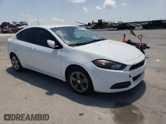 2015 Dodge Dart SXT z VIN 1C3CDFBB6FD180111, wystawiony jako Copart lot #62016165 z przebiegiem 127 068 mil mil oraz Szkoda całkowita • Salvage title. Historia ofert i sprzedaży dostępna na DreamBid. Obrazek 4.