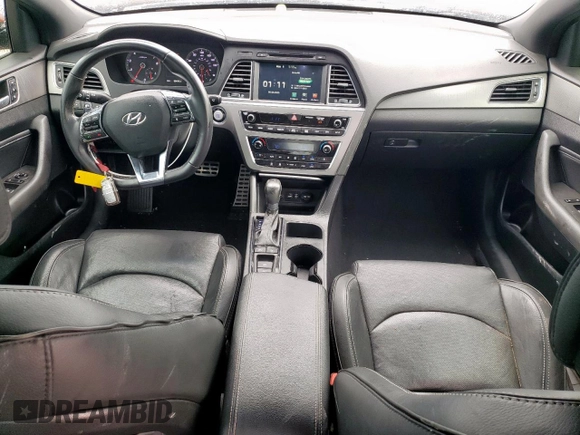 2015 Hyundai Sonata Sport z VIN 5NPE34AB8FH202424, wystawiony jako Copart lot #54832895 z przebiegiem 99 472 mil mil oraz Szkoda całkowita • Salvage title. Historia ofert i sprzedaży dostępna na DreamBid. Obrazek 8.