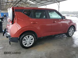 2022 Kia Soul LX with VIN KNDJ23AU0N7817033, listed as a Copart auction lot 44683555 with 43,520 mi miles and Salvage Title. Bid and sale history available at carsss.com. Image 3.