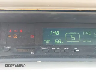 2001 Toyota Avalon XL z VIN 4T1BF28B41U178086, wystawiony jako IAAI lot #42253446 z przebiegiem 249 390 mil mil oraz . Historia ofert i sprzedaży dostępna na DreamBid. Obrazek 7.