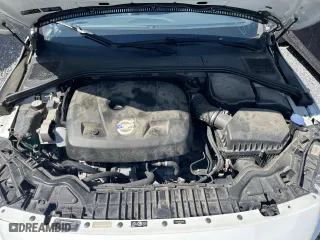 2015 Volvo S60 T6 Drive-E Platinum with VIN YV149MFM1F2337521, listed as a Copart auction lot 54000355 with 124,971 mi miles and Clean Title. Bid and sale history available at carsss.com. Image 7.
