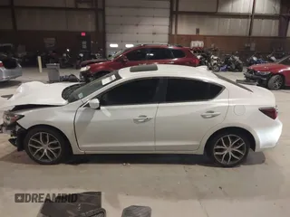 2019 Acura ILX w/Premium Pkg with VIN 19UDE2F71KA010585, listed as a IAAI auction lot 41282658 with 60,854 mi miles. Bid and sale history available at carsss.com. Image 14.