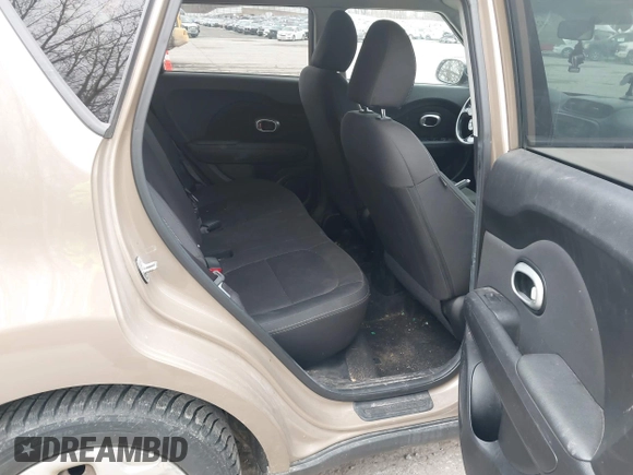 2015 Kia Soul with VIN KNDJN2A23F7117489, listed as a IAAI auction lot 42001717 with 171,816 mi miles and . Bid and sale history available at DreamBid. Image 8.