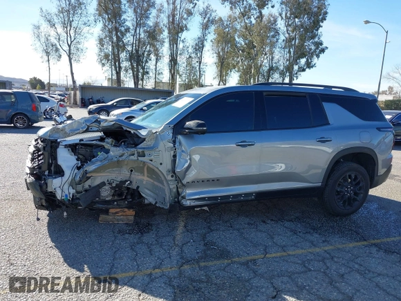 2024 Chevrolet Traverse FWD LT with VIN 1GNERGKS4RJ143731, listed as a IAAI auction lot 41409097 with 12,632 mi miles and . Bid and sale history available at DreamBid. Image 15.
