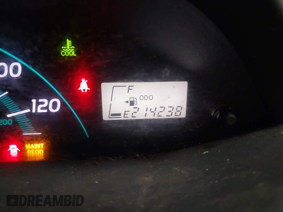 2008 Toyota Yaris with VIN JTDJT923285196299, listed as a IAAI auction lot 42152850 with 214,238 mi miles. Bid and sale history available at carsss.com. Image 7.