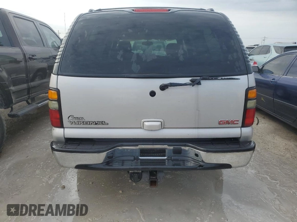 2004 GMC Yukon XL SLT with VIN 1GKEC16Z64J201494, listed as a Copart auction lot 75116274 with 201,386 mi miles and Salvage Title. Bid and sale history available at carsss.com. Image 6.