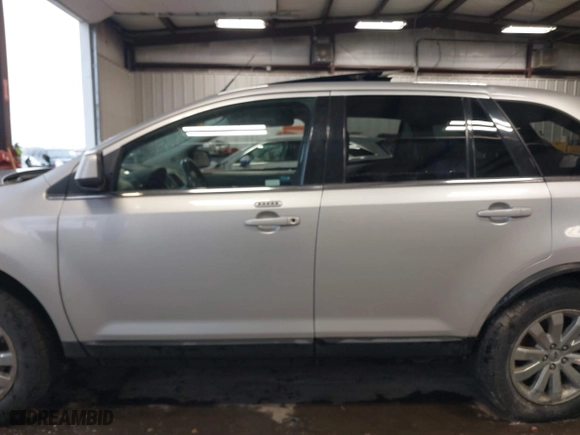2009 Ford Edge Limited with VIN 2FMDK49C19BB01488, listed as a IAAI auction lot 41912020 with 151,554 mi miles. Bid and sale history available at carsss.com. Image 15.