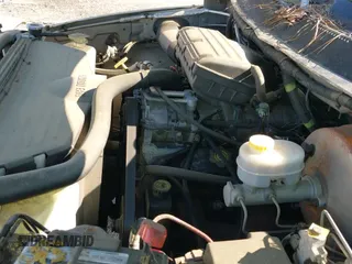 2000 Dodge 1500 with VIN 1B7HC13Y9YJ105207, listed as a IAAI auction lot 40916206 with 117,523 mi miles and . Bid and sale history available at DreamBid. Image 13.
