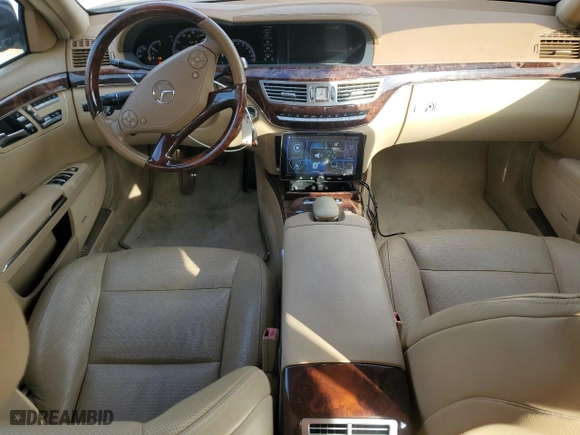 2013 Mercedes-Benz S-Class S 550 with VIN WDDNG7DB4DA493399, listed as a Copart auction lot 84270484 with 71,835 mi miles and Salvage Title. Bid and sale history available at carsss.com. Image 8.