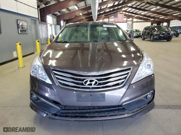 2015 Hyundai Azera with VIN KMHFG4JG3FA472426, listed as a Copart auction lot 53330305 with 220,760 mi miles and Clean Title. Bid and sale history available at carsss.com. Image 5.