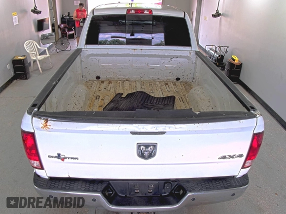 2015 Ram 2500 SLT with VIN 3C6UR5ML4FG582155, listed as a IAAI auction lot 42730160 with 280,655 mi miles and . Bid and sale history available at DreamBid. Image 35.