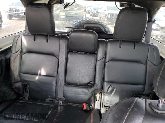 2018 Jeep Wrangler Unlimited Rubicon with VIN 1C4HJXFG7JW167144, listed as a Copart auction lot 48066285 with 132,399 mi miles and Salvage title. Bid and sale history available at DreamBid. Image 10.