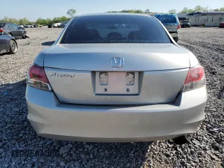 2009 Honda Accord LX-P с VIN 1HGCP26479A173618, выставлен на аукционе Copart как лот 52258705 с пробегом 172 880 миль миль и Списание • Salvage title. История ставок и продаж доступна на DreamBid. Изображение 6.