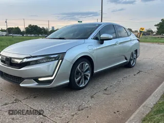 2018 Honda Clarity Plug-In Hybrid Touring with VIN JHMZC5F35JC001933, listed as a Copart auction lot 54958345 with 125,921 mi miles and Clean Title. Bid and sale history available at carsss.com. Image 2.