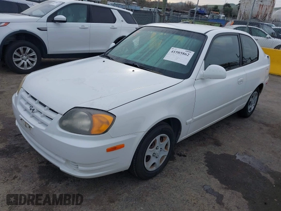 2005 Hyundai Accent GLS with VIN KMHCG35C45U327283, listed as a IAAI auction lot 41585862 with 85,791 mi miles. Bid and sale history available at carsss.com. Image 2.