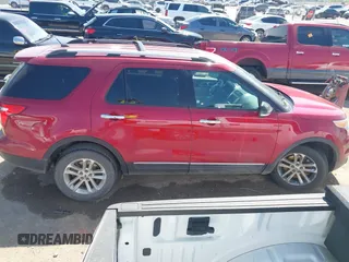 2015 Ford Explorer XLT with VIN 1FM5K7D83FGA12356, listed as a IAAI auction lot 42005845 with 146,196 mi miles and . Bid and sale history available at carsss.com. Image 13.