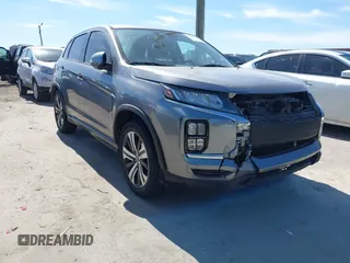 2020 Mitsubishi Outlander Sport SE 2.0 with VIN JA4AP4AU6LU028417, listed as a IAAI auction lot 41670593 with 91,382 mi miles. Bid and sale history available at carsss.com. Image 1.