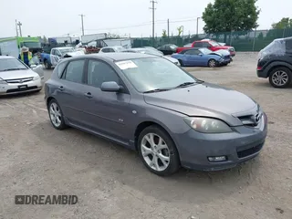 2008 Mazda 3 S Grand Touring z VIN JM1BK344981154651, wystawiony jako IAAI lot #42507670 z przebiegiem 115 096 mil mil oraz . Historia ofert i sprzedaży dostępna na DreamBid. Obrazek 1.