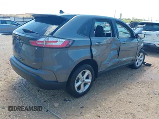 2024 Ford Edge SE z VIN 2FMPK4G99RBB18608, wystawiony jako IAAI lot #42430244 z przebiegiem Nie podano mil oraz . Historia ofert i sprzedaży dostępna na DreamBid. Obrazek 4.