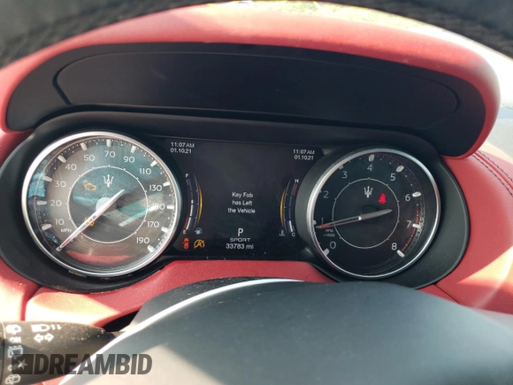 2021 Maserati Levante GT with VIN ZN661XUA9MX372242, listed as a Copart auction lot 69440164 with 33,783 mi miles and Salvage Title. Bid and sale history available at carsss.com. Image 9.