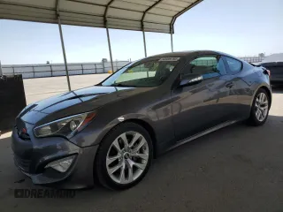 2013 Hyundai Genesis Coupe Track z VIN KMHHU6KJ4DU084446, wystawiony jako Copart lot #52039795 z przebiegiem 142 767 mil mil oraz Szkoda całkowita • Salvage title. Historia ofert i sprzedaży dostępna na DreamBid. Obrazek 1.