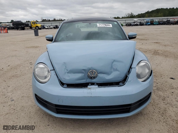 2012 Volkswagen Beetle 2.5L with VIN 3VWJX7ATXCM652978, listed as a Copart auction lot 71779644 with 170,083 mi miles and Salvage Title. Bid and sale history available at carsss.com. Image 5.