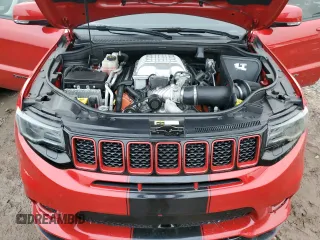 2020 Jeep Grand Cherokee Trackhawk with VIN 1C4RJFN95LC334610, listed as a Copart auction lot 49160944 with 23,348 mi miles and Salvage title. Bid and sale history available at DreamBid. Image 13.
