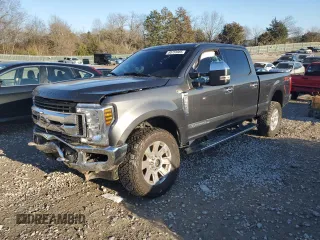 2018 Ford F-250 XL z VIN 1FT7W2BT2JEB62944, wystawiony jako Copart lot #88755885 z przebiegiem 145 386 mil mil oraz Czysty tytuł • Clean title. Historia ofert i sprzedaży dostępna na DreamBid. Obrazek 1.