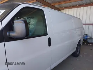2016 Chevrolet Express Cargo Van with VIN 1GCWGBFF9G1260298, listed as a IAAI auction lot 41695976 with 375,350 mi miles. Bid and sale history available at carsss.com. Image 14.